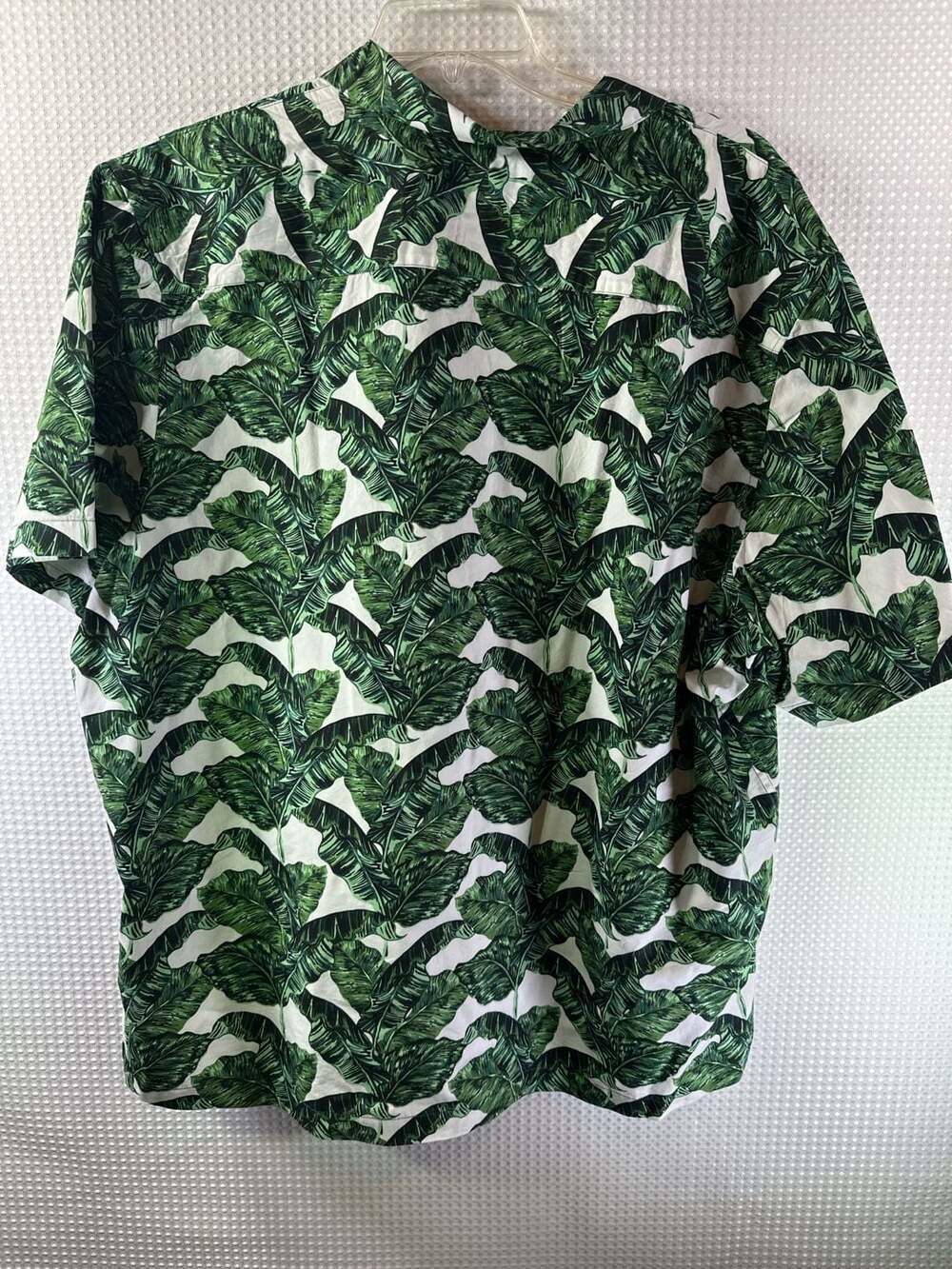 28 Palms Green Palm Leaf Print Relaxed Fit Hawaiian Shirt - Picture 3 of 5